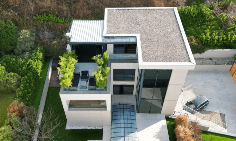 Vila Croatia Soltec Canopy