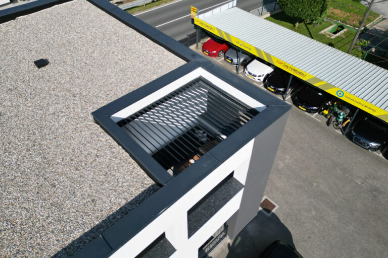 Pergola 170 28 Typ 0 Sensoren Spezielle Wasserableitung Slowenien 3
