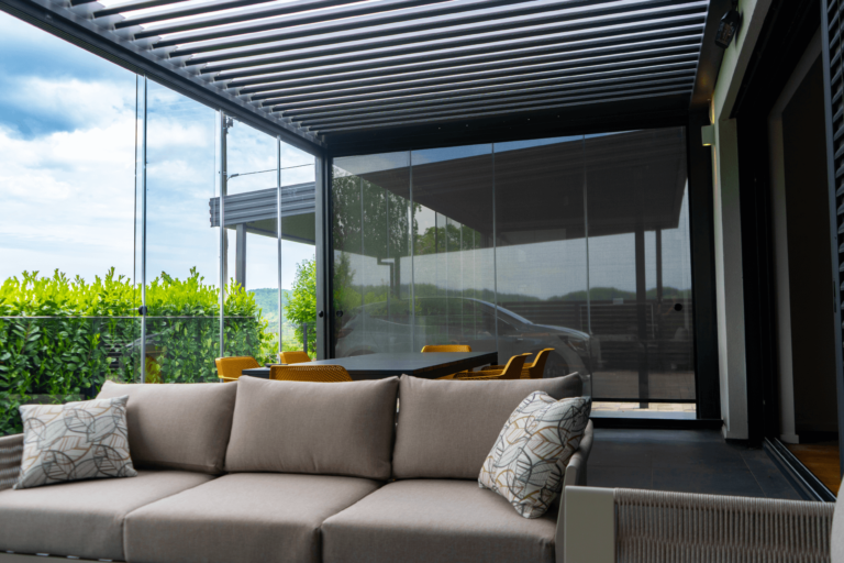 Pergola Soltec 170 36 Tip 1 Stekleni Paneli Grelci Hrvaska 1 1
