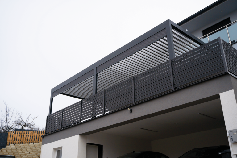 Pergola Soltec 17036 Tip 2 Zip Roll Led Lights Sensors Daisy 2 Pergolas Slovenia 2