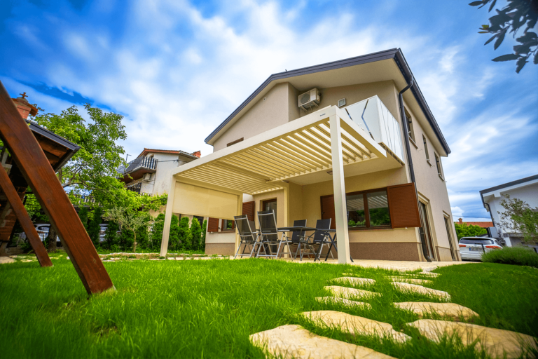 Pergola Soltec 170 36 Tip 7 Zip Rolo Nepravilna Oblika Slovenija 1